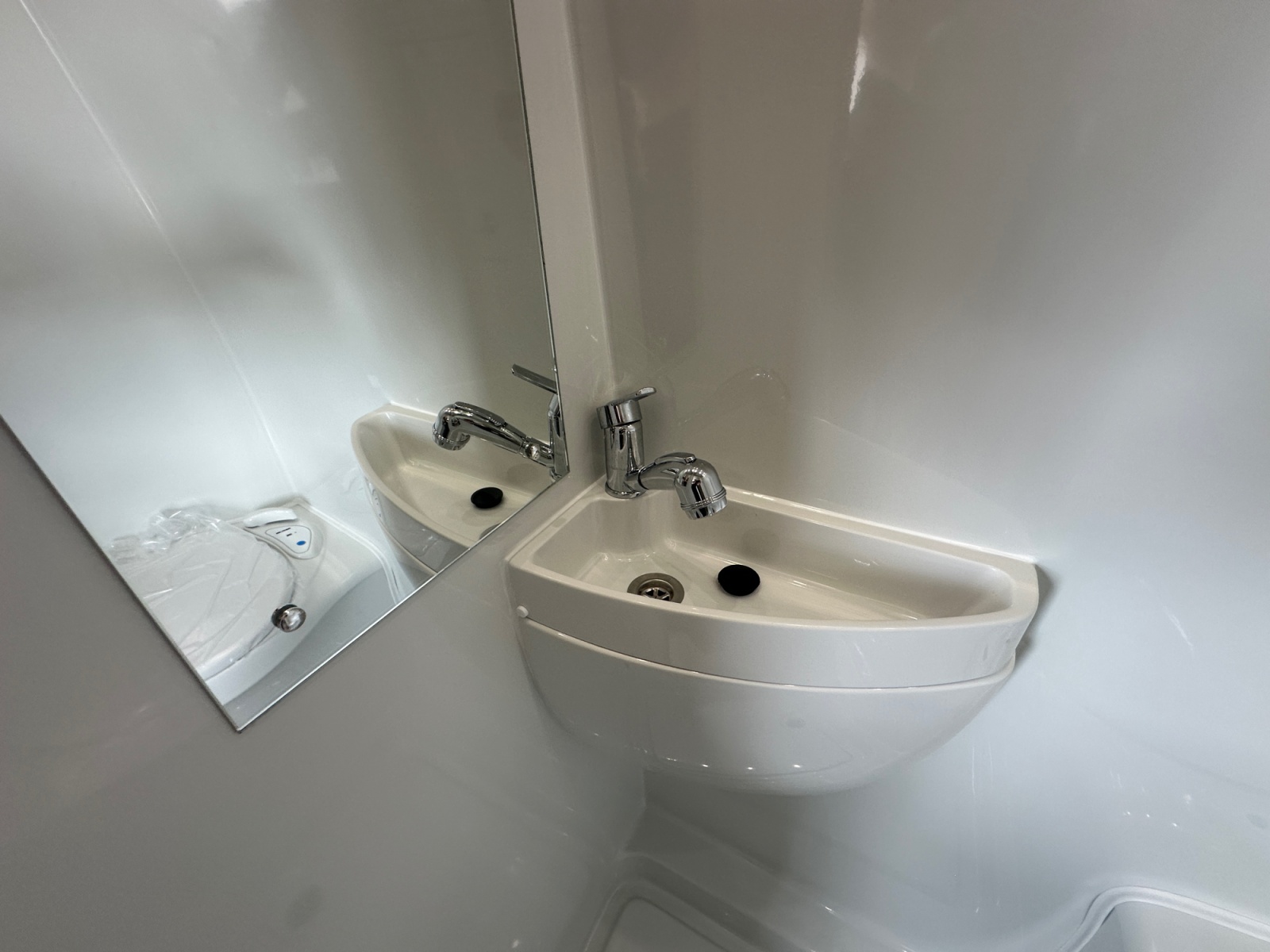 2026 Autotrail Expedition 68XL Flex For Sale AT5373 51