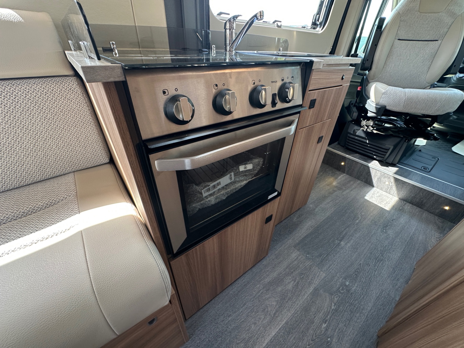 2026 Autotrail V Line 610 Sport For Sale AT5364 25
