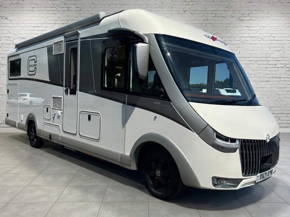 Carthago Chic C-Line I 4.9 LE L exterior