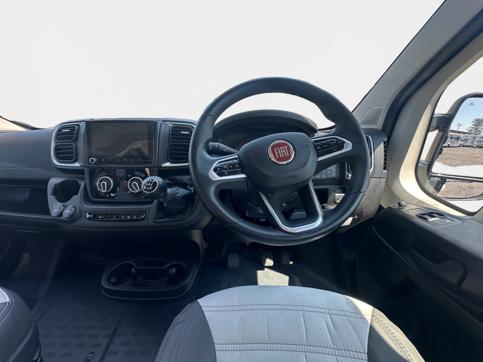 2024 Sunlight Cliff 640 Campervan For Sale ROS367 12