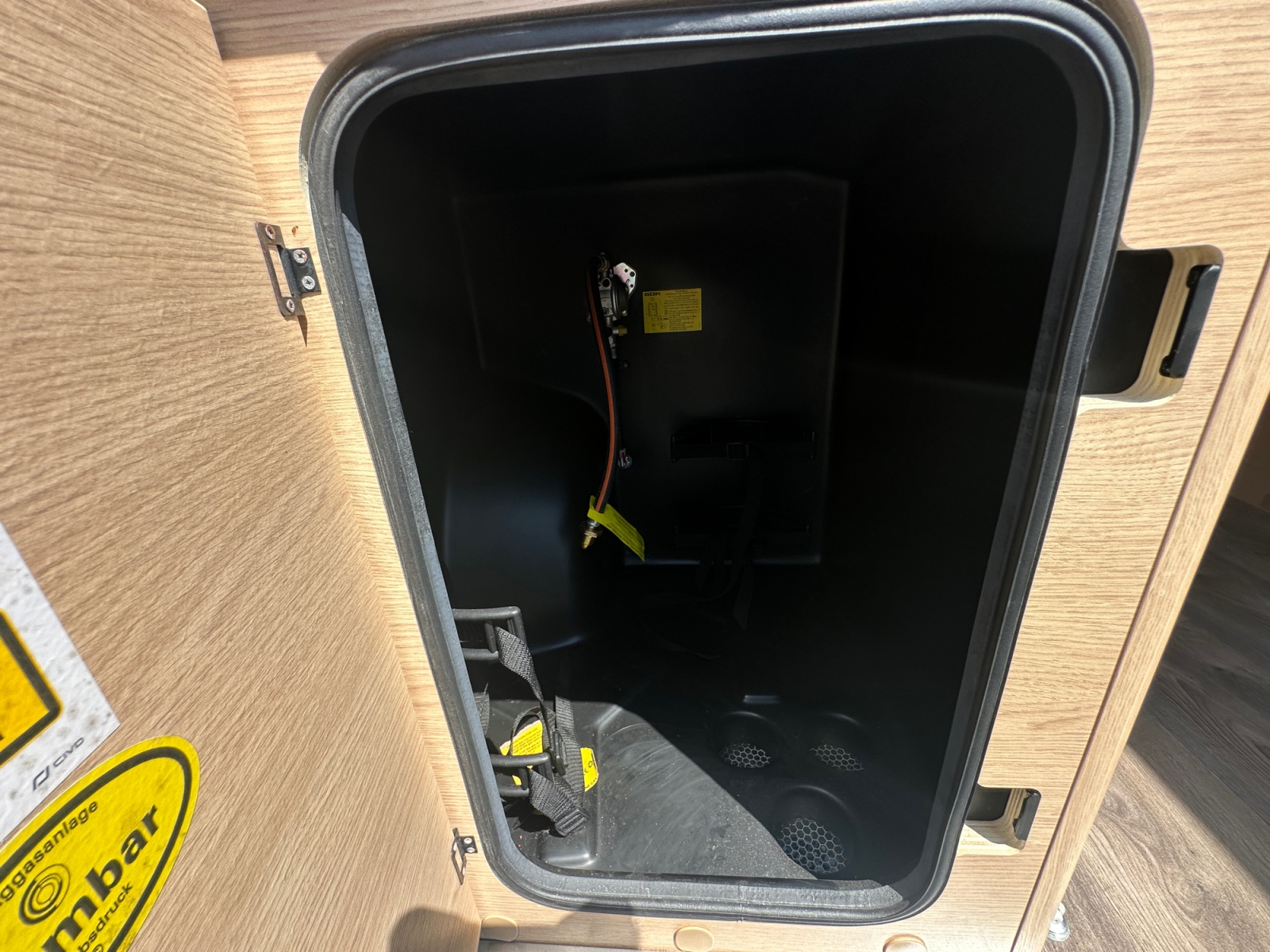 2024 Sunlight Cliff 640 Campervan For Sale ROS367 18