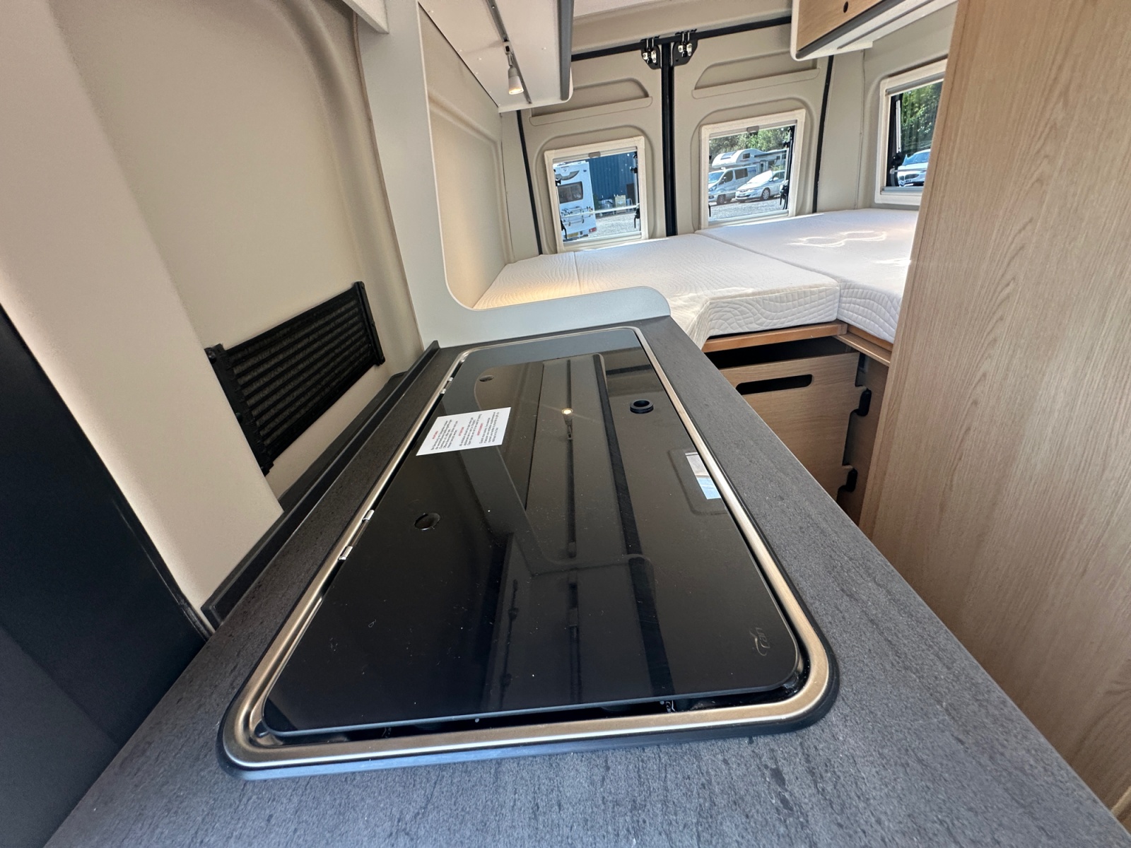 2024 Sunlight Cliff 640 Campervan For Sale ROS367 28