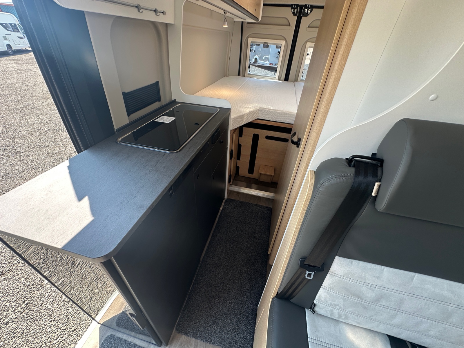 2024 Sunlight Cliff 640 Campervan For Sale ROS367 34