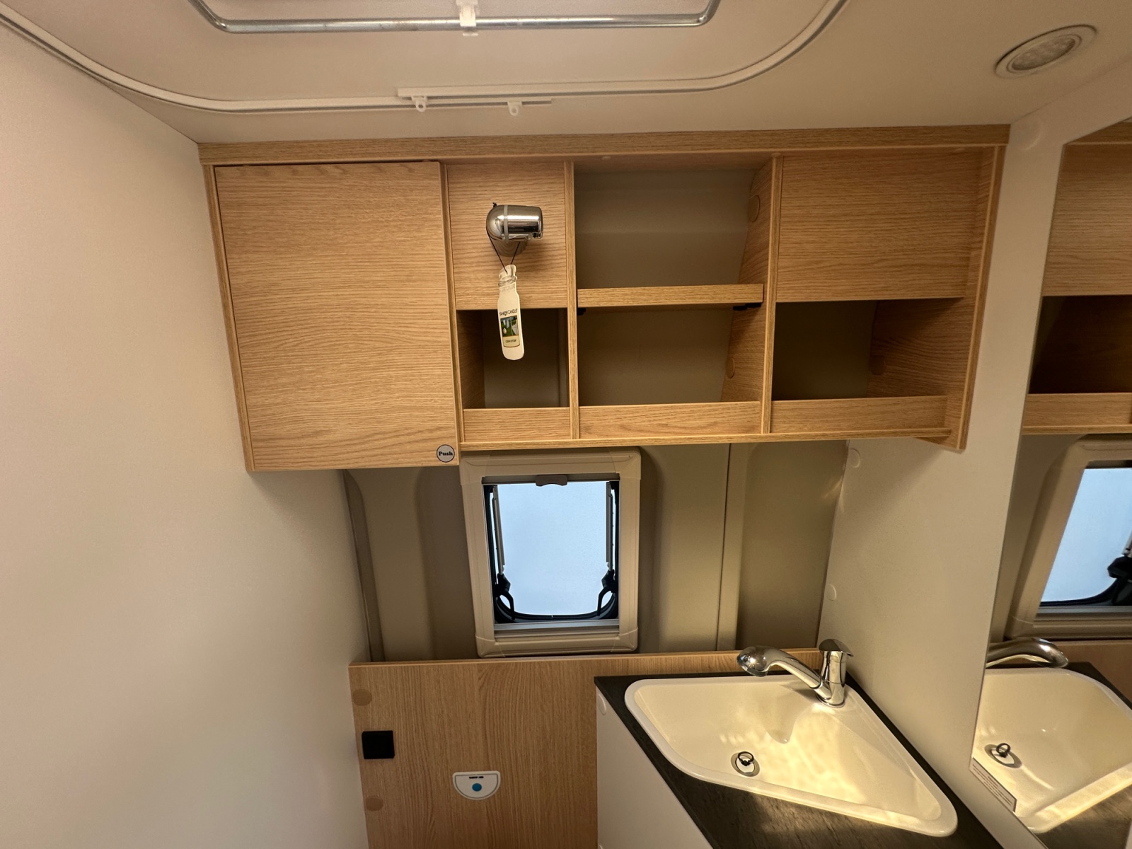 2024 Sunlight Cliff 640 Campervan For Sale ROS367 45