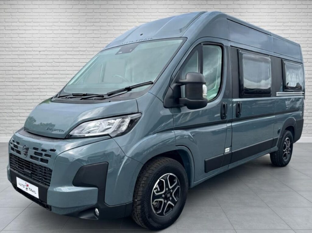2027 AUTOTRAIL EXPEDITION 54 IN GREY