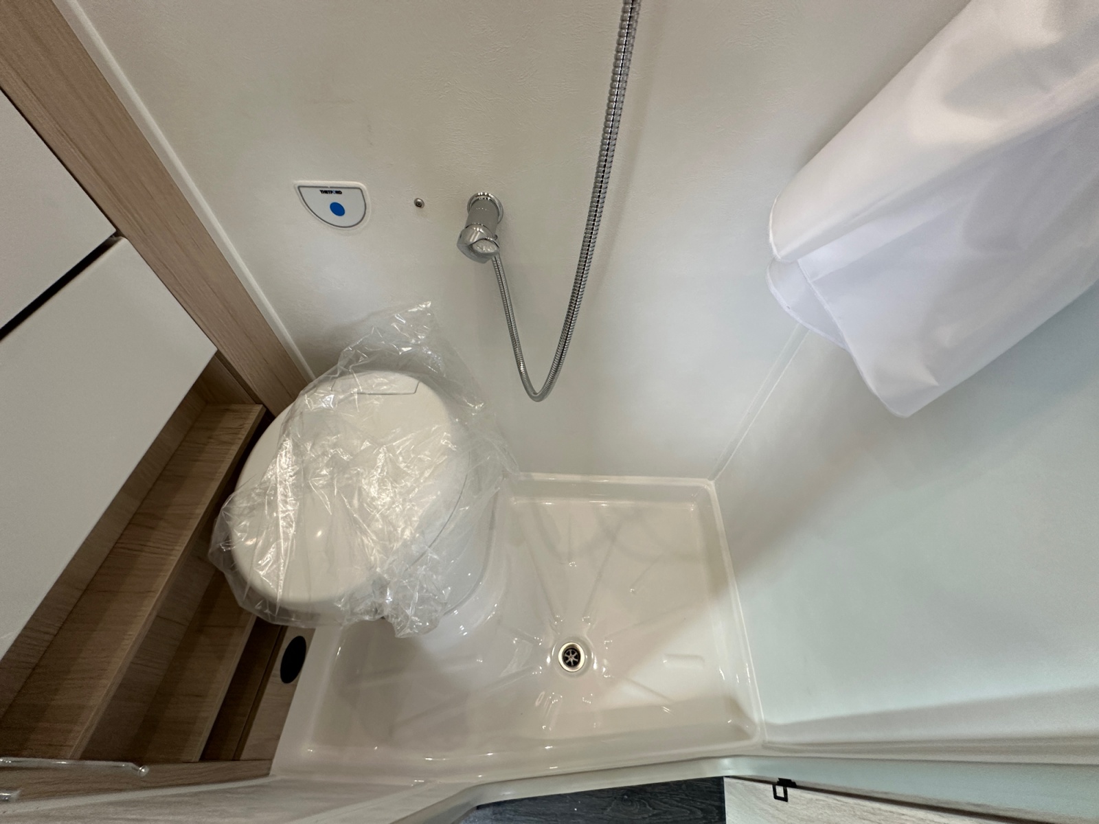 2027 Autotrail Expedition 54 For Sale AT5388 34