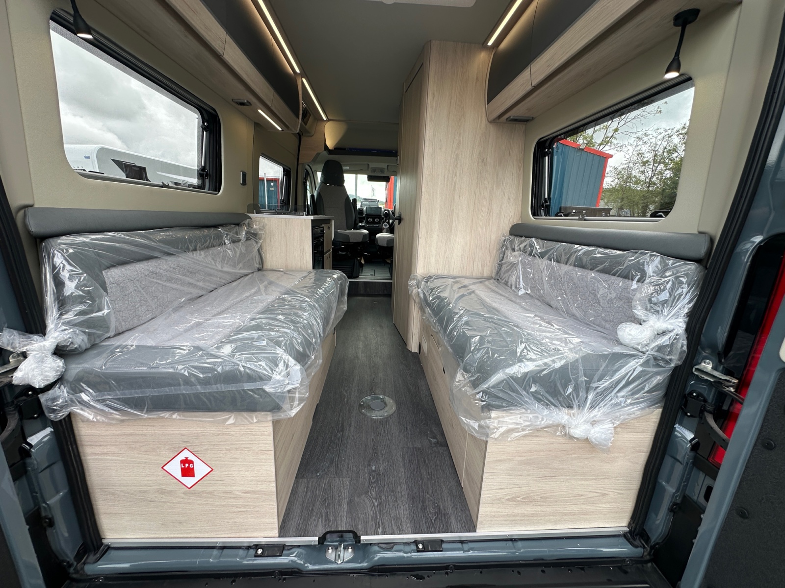 2027 Autotrail Expedition 54 For Sale AT5388 44