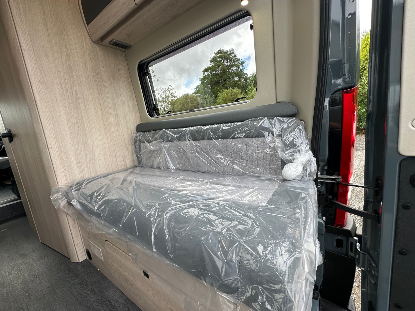 2027 Autotrail Expedition 54 For Sale AT5388 45