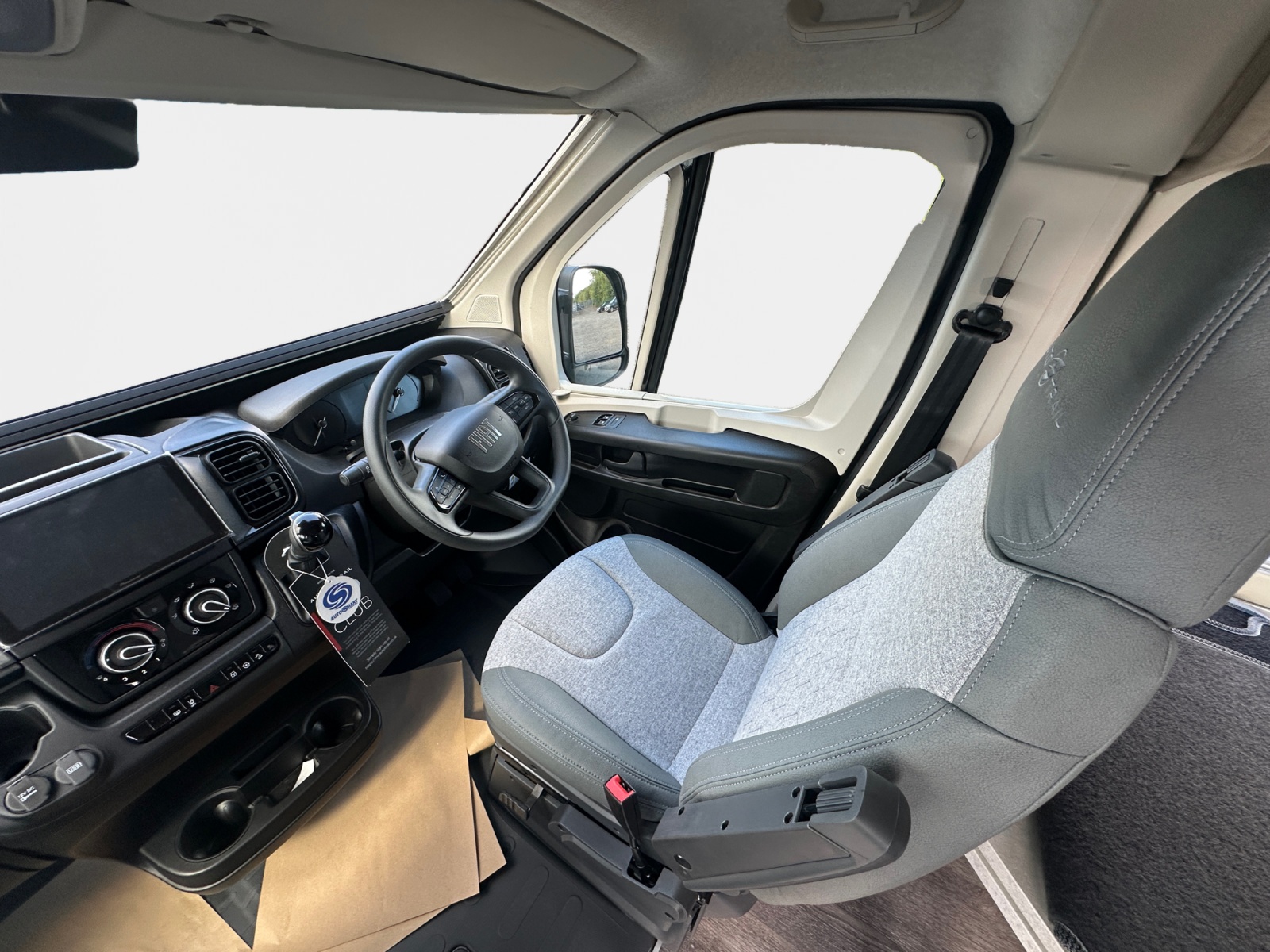 2027 Autotrail Expedition 67 For Sale AT5389 11