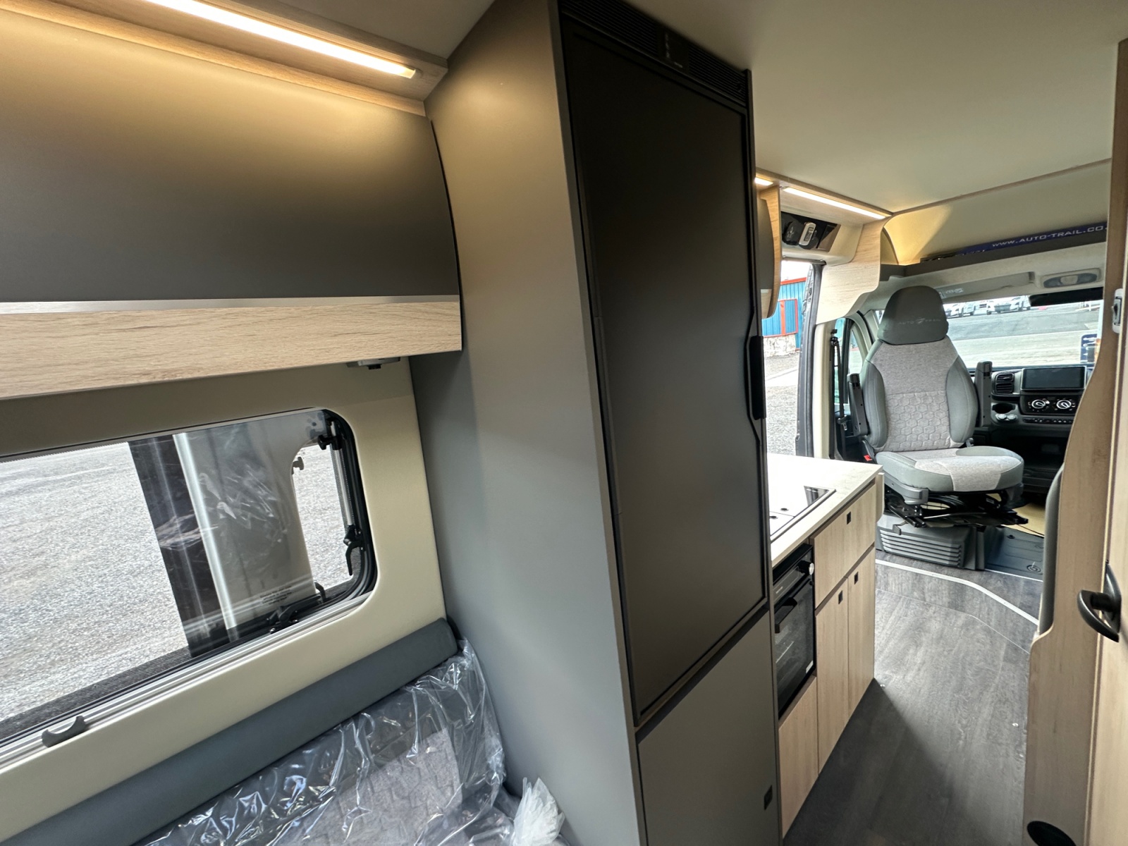 2027 Autotrail Expedition 67 For Sale AT5389 24