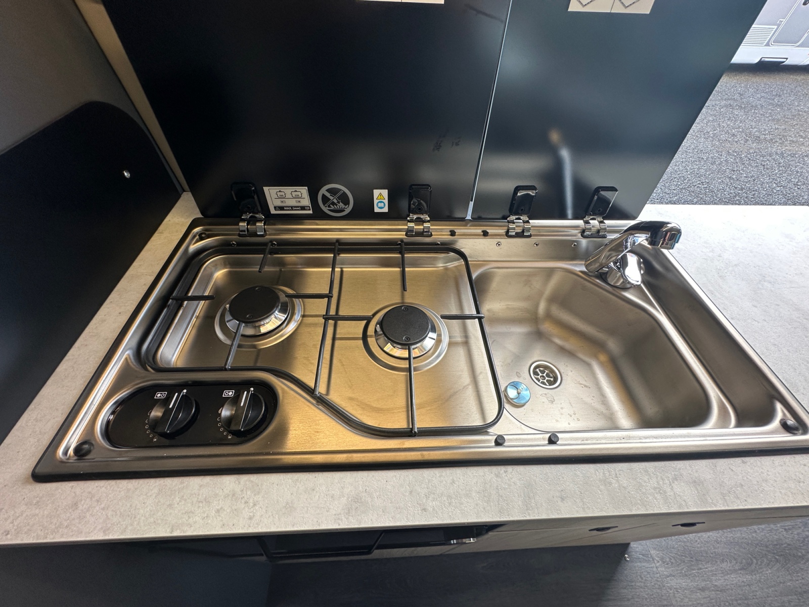 2027 Autotrail Expedition 67 For Sale AT5389 29
