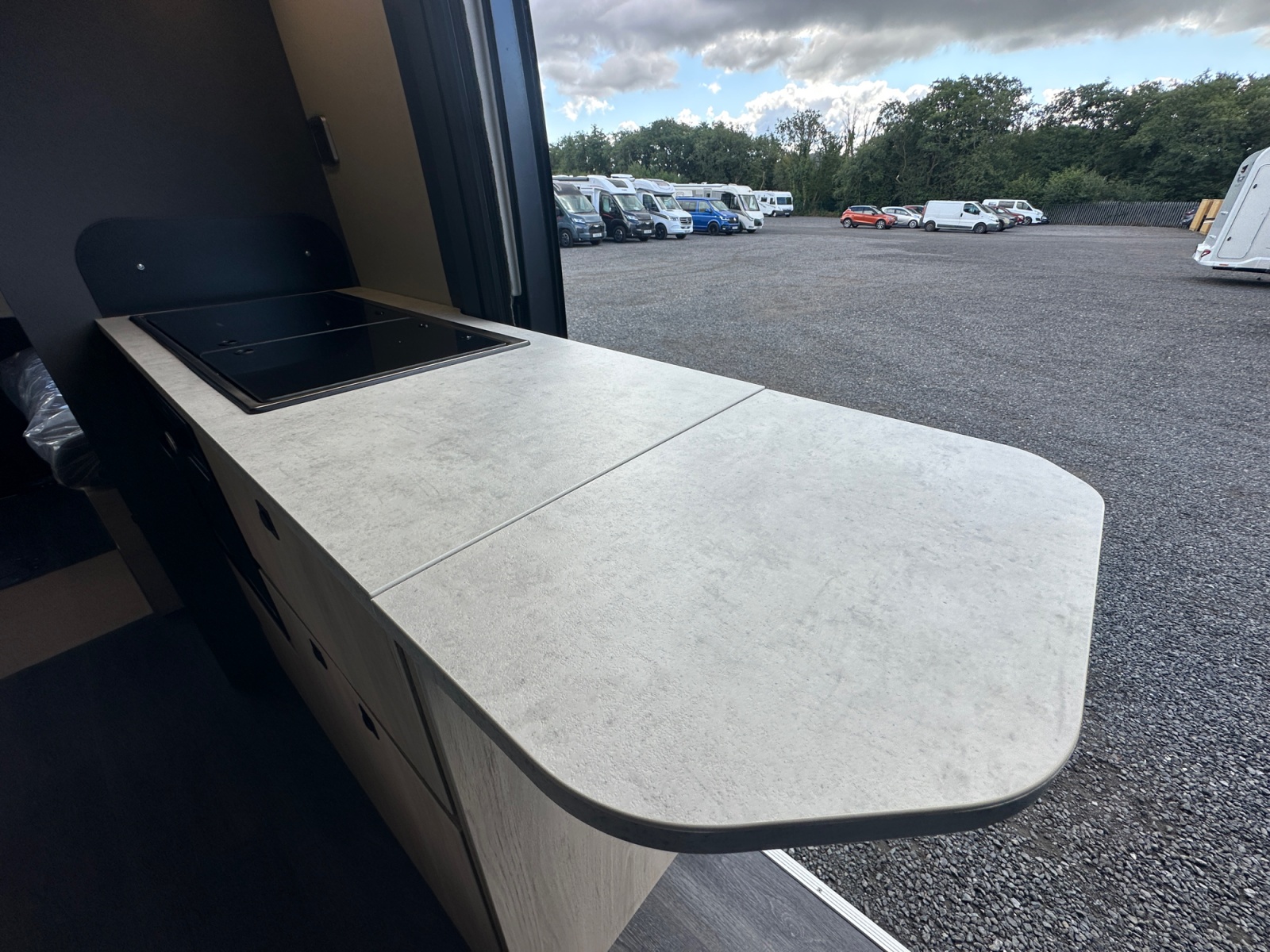2027 Autotrail Expedition 67 For Sale AT5389 32