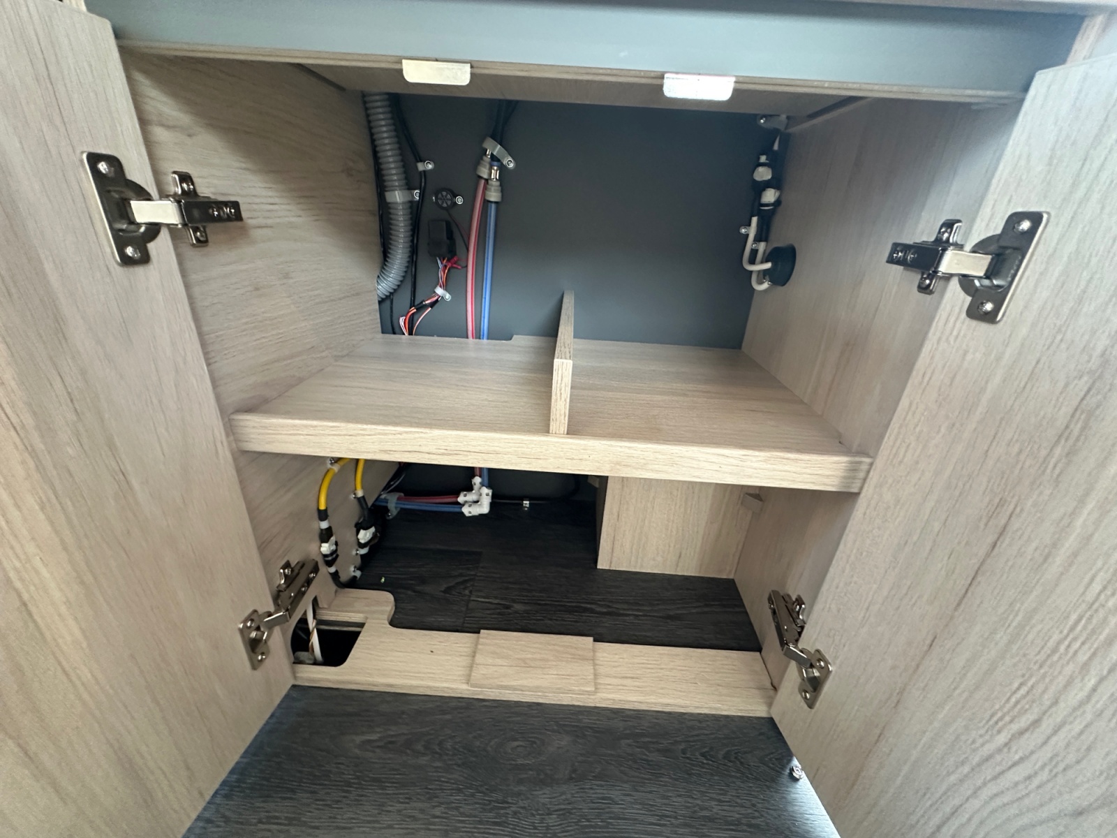 2027 Autotrail Expedition 67 For Sale AT5389 36