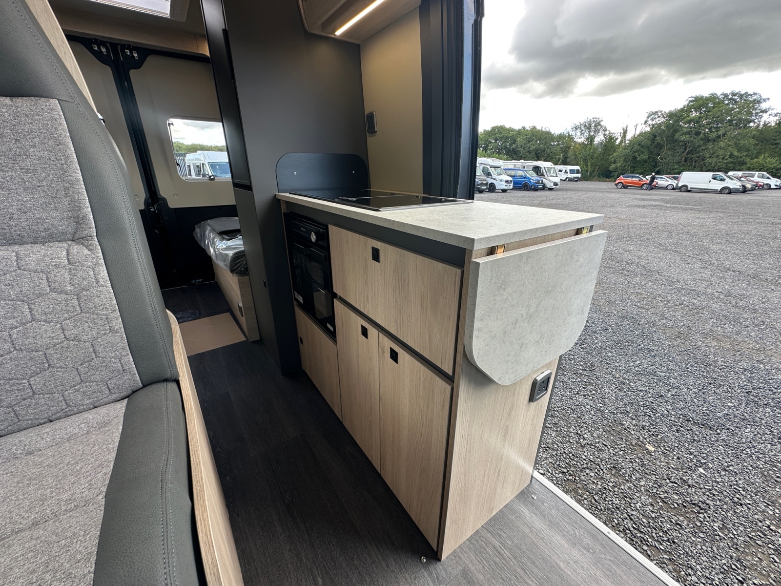 2027 Autotrail Expedition 67 For Sale AT5389 40
