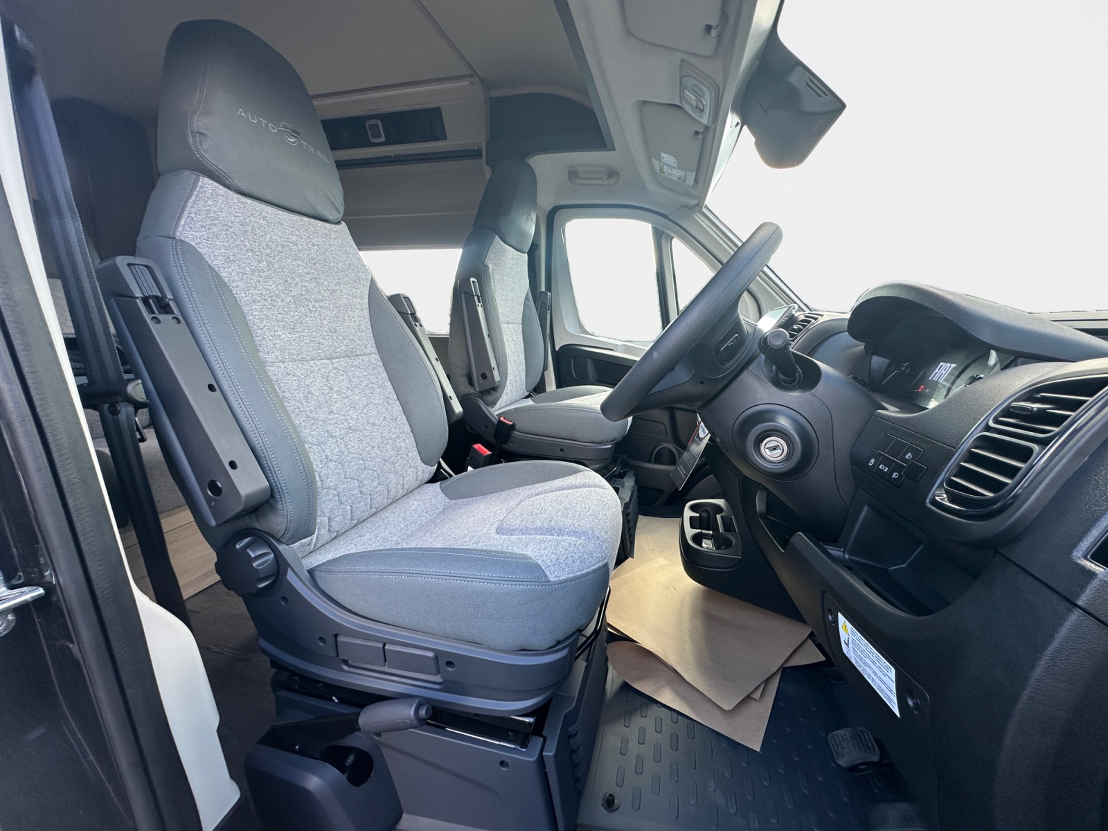 2027 Autotrail Expedition 67 For Sale AT5389 9