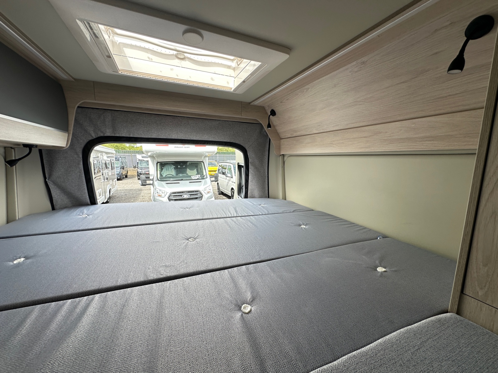 2027 Autotrail Expedition 68 For Sale AT5387 18